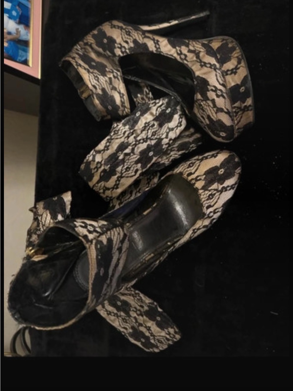 Lace-Overlay Platform Pumps in Black and Nude